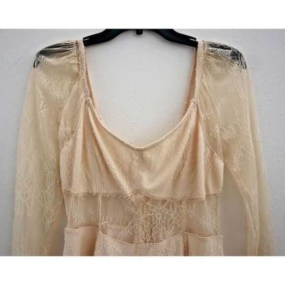 Glamorous x Urban Outfitters Women's Sz 6 Ivory Semi-Sheer Lace L/S Romper - Picture 5 of 13